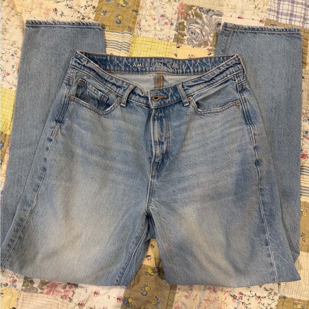 American Eagle Mom jeans
